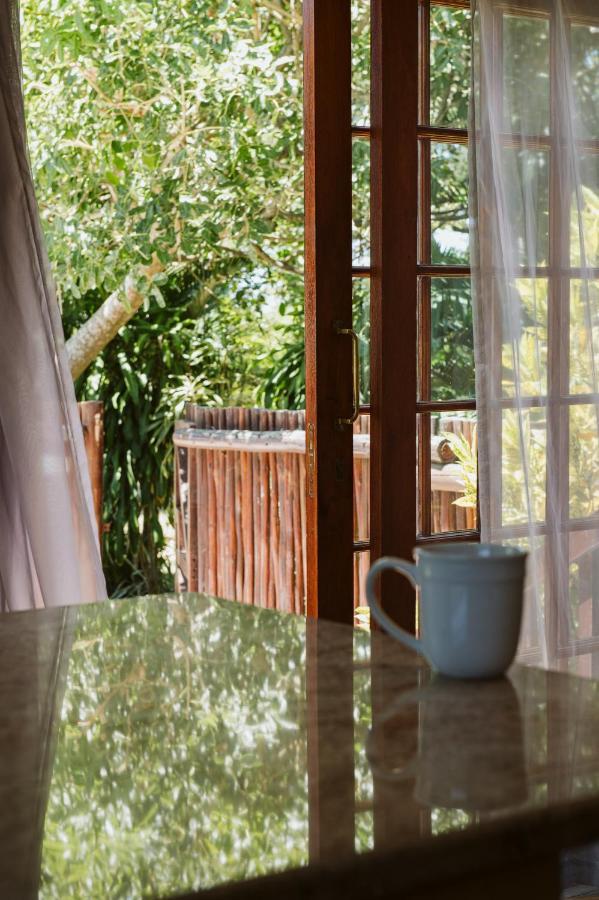 Monzi Safari Lodge St. Lucia Exterior foto